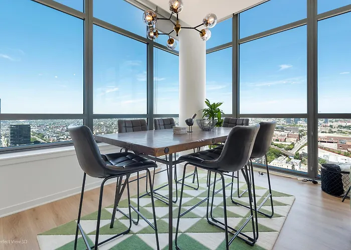 K2 Sky High With Stunning Views In West Loop *